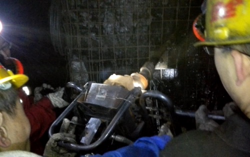 內(nèi)蒙風(fēng)動(dòng)探水鉆機(jī)，伊東煤礦認(rèn)定石家莊巨匠